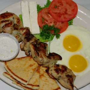 chicken-souvlaki-&-eggs
