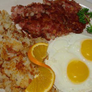 corned-beef-hash-&-eggs